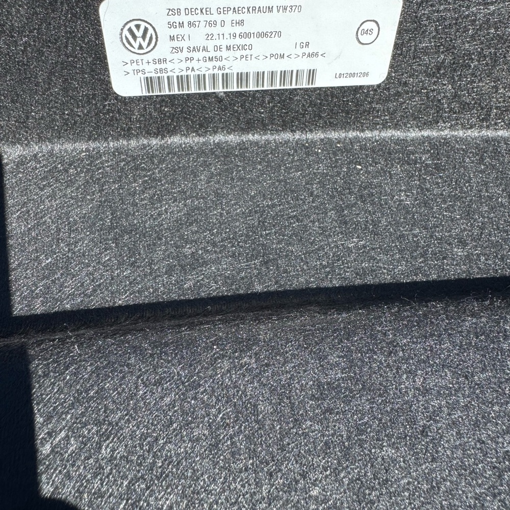 Volkswagen Cargo cover 2020 golf gti